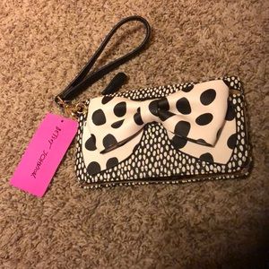 NWT Betsey Johnson Bow Wristlet